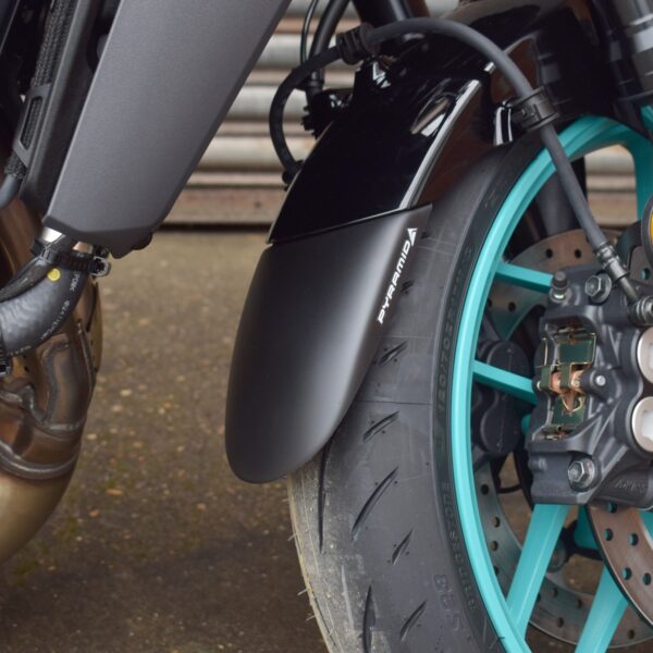 Pyramid 前土除延長片 YAMAHA MT09 TRACER