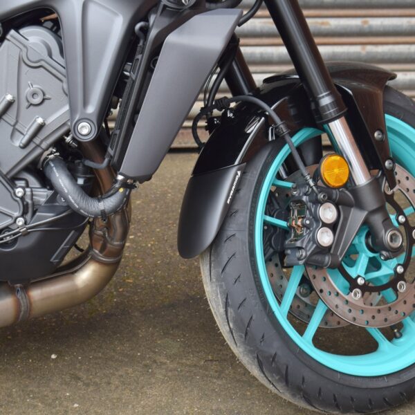 Pyramid 前土除延長片 YAMAHA MT09 TRACER