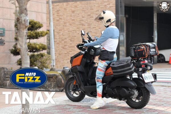 TANAX motoFizz MFK-251 Mini Field 後座包(黑橘)