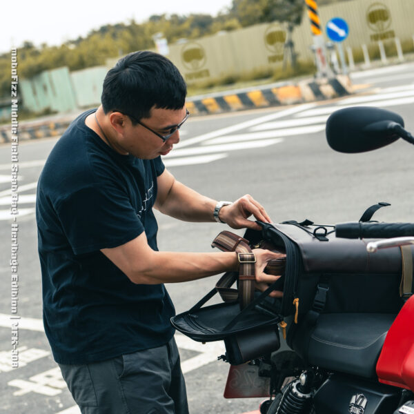 TANAX motoFizz MFK-308 Middle Field 後座包 - 復古款 40L