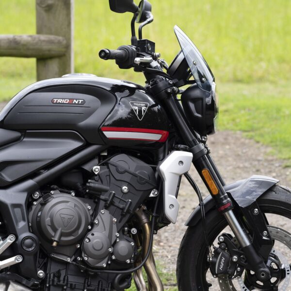 Trident_Cl_Bl_4 DART 風鏡 - Triumph Trident 660